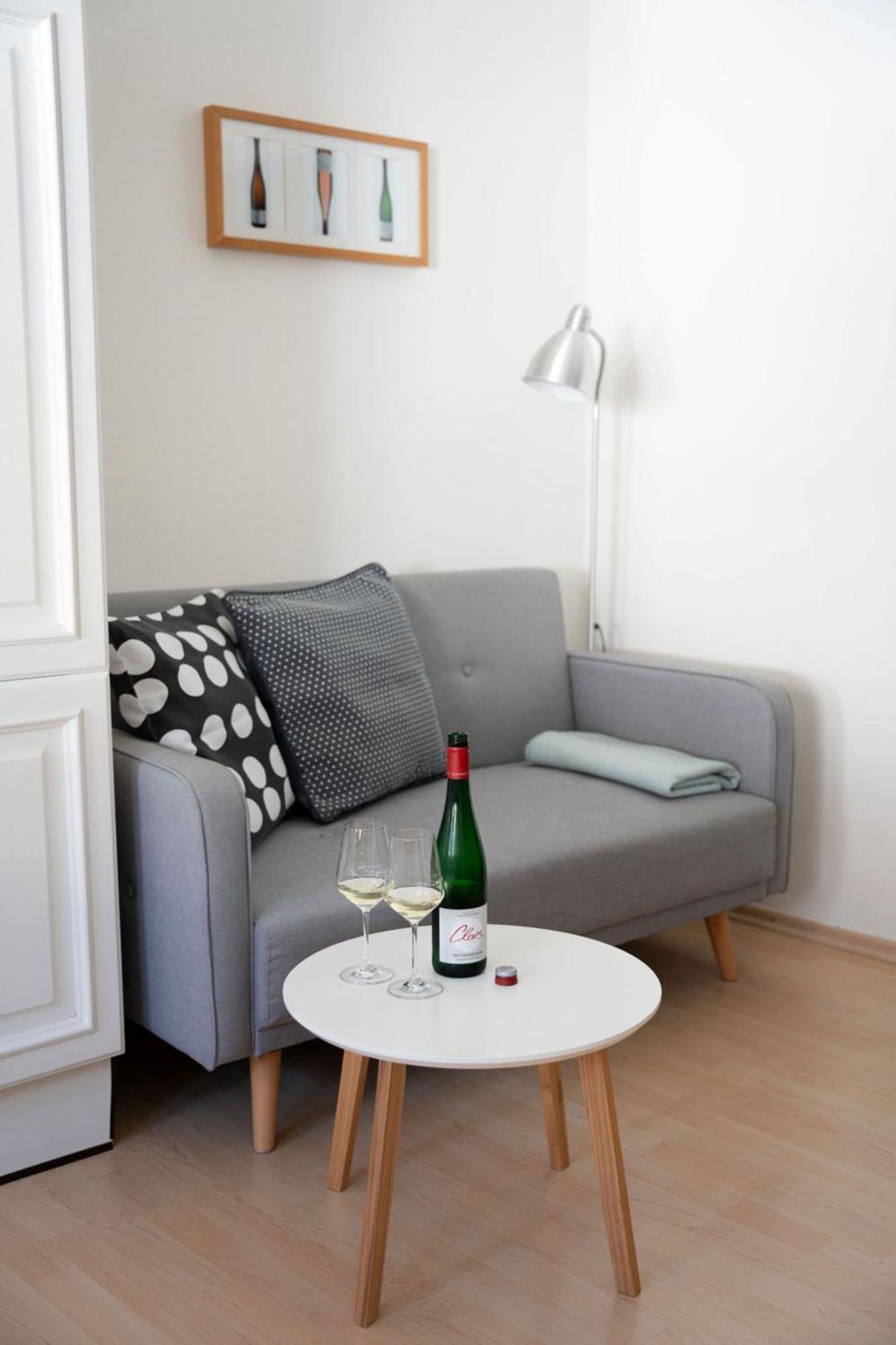 Claes Weinquartier - Appartements & Wein By Niko Schmitt Trittenheim Exterior photo